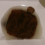 銀座あけぼの - 白玉豆大福（断面）