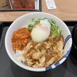 松屋 盛岡大通店 - 台湾フェア：鶏肉飯（ジーローハン）￥630：本場でも食べたけどこれは完全に松屋風味