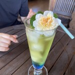 喫茶 ラ テール - 華のある人生が良い。沢山の花に囲まれたい