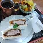 カフェ＆レストラン　絵里珈 - 料理写真:ハーフカツサンドセット