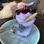 喫茶 ラ テール - ブルーベリーパルフェ