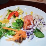 &BEEF shinjuku - サラダバー