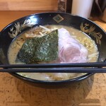 麺房 長谷川 - 味噌ラーメン、780円。