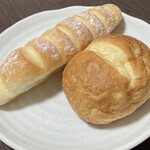 Don Kue Dhi Te - コーンパン（小）&soy練乳スティック