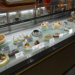 カフェラカム - １Ｆスイーツカフェのショーケース