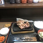 感動の肉と米 草加店 - ハラミステーキプラスハーフ