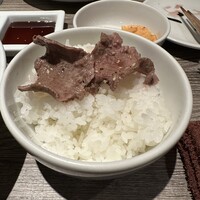 焼肉&手打ち冷麺 二郎 KANAYAMA - 