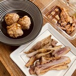 Tori Sashi Umematsu - 炙りつくねと赤鶏レア炙り