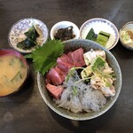加賀本店 - 海鮮三色丼　1,500円