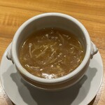 紅梅本楼 - 上海蟹味噌入りフカヒレスープ