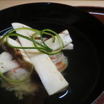 松川 - 富山の紅ずわい蟹と岩手の松茸のお椀3