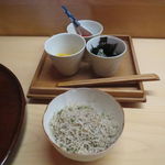 松川 - ご飯、生唐墨といくら、海苔、じゃこ山椒と1