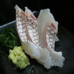 松川 - 淡路の鯛のお造り、酢橘と塩、醤油で4
