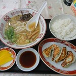 天龍 - ラーメン定食