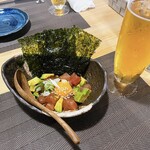 ハチマル蒲鉾 - マグロとアボカドのユッケ 