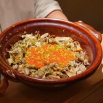 銀座 有涯 - 黒舞茸とジャンボなめこと、すじこの土鍋ご飯