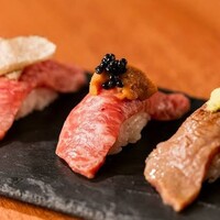 牛肉寿司３貫盛合せ