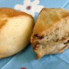 La boulangerie Quignon - 右：いちぢくとくるみのスコーン…税込270円　左：プレーンスコーン…税込230円