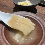 クロモリ - 吉切鮫のフカヒレ