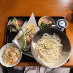 本格手打うどん あらた - 