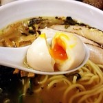 喜奴屋 - 味玉。