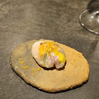 イナカーザ - マコガレイと長芋のライスペーパーで巻き