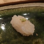 ともえ寿司 - 白海老の昆布締め