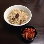 ら～～めん CARAVAN - ラーメンのオマケ、豆とツナのご飯キムチ付き
            