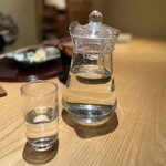 茶六別館 - 水と水差し