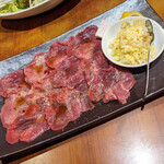 飛騨牛焼肉 牛ざんまい - 