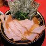 横浜家系ラーメン 大輝家 - チャーシューメン1000円