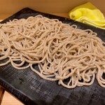 つけ蕎麦 恵比寿初代 - お蕎麦が盛り付けられた器