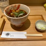 つけ蕎麦 恵比寿初代 - つけ汁が入った器