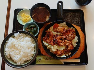 Chaimu - しょうが焼き定食