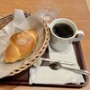 ハースブラウン - 塩バターパン、ホットコーヒー440円
