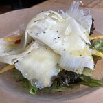オッティモ・シーフード・ガーデン - ふわふわチーズのガーデンサラダ