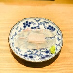 東麻布 天本 - 千葉竹岡のひらめ、えんがわ