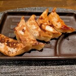 Ma Gogo Ro Ra Men Take - 餃子260円