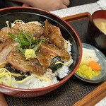 217774055 - 鯛のつけ丼定食　1230円