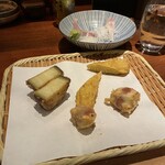 無垢とうや - おすすめ天ぷら5種(とうもろこし、さつまいも、いちじく)