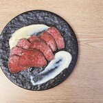 Furukutasu Sakaba - 黒毛和牛モモ肉のローストビーフ