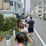 ヌードル＆スパイスカレー 今日の1番 - 今日も朝06:30オープン、、朝8時35分に着いて21人待ち