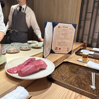 肉割烹 上 - 