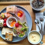 ベーカリー＆テーブル 東府や 足湯カフェ - タルティーヌ