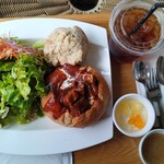 ベーカリー＆テーブル 東府や 足湯カフェ - ビーフシチュー