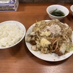 肉野菜炒め ベジ郎 - 