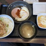 吉野家 - ハムエッグ納豆定食448円