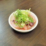 奥出雲 そば処 一福 - 飲み比べについている米麹のイカ塩辛？