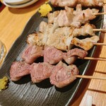 とり福 - ハツやせせりなど。どれも美味しいです