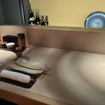 心水 - カウンター